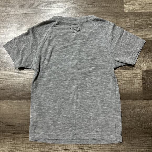 Under Armour Light Gray Shirt - Picture 3 of 3